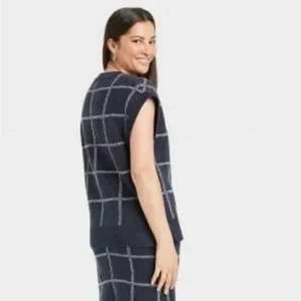 Women's V-Neck Sweater Vest Plaid Check‎ Sleeveless Knit Top MEDIUM